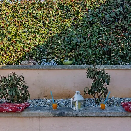 펜션 Sweet House With Free Parking *