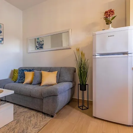 Sweet House With Free Parking Holiday home