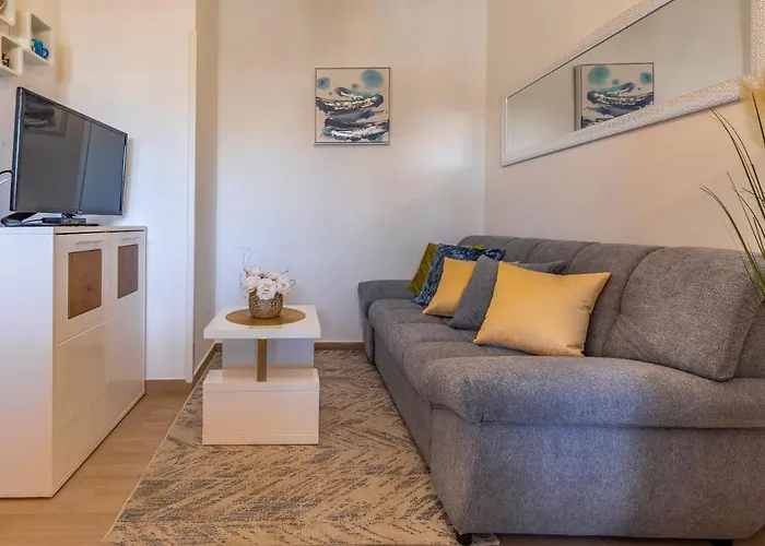 Sweet House With Free Parking * Pula