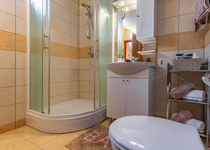 Дом отдыха Sweet House With Free Parking *