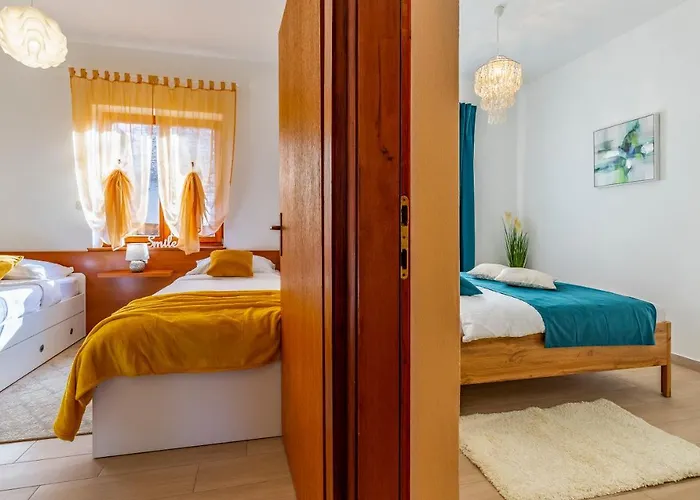 Sweet House With Free Parking *